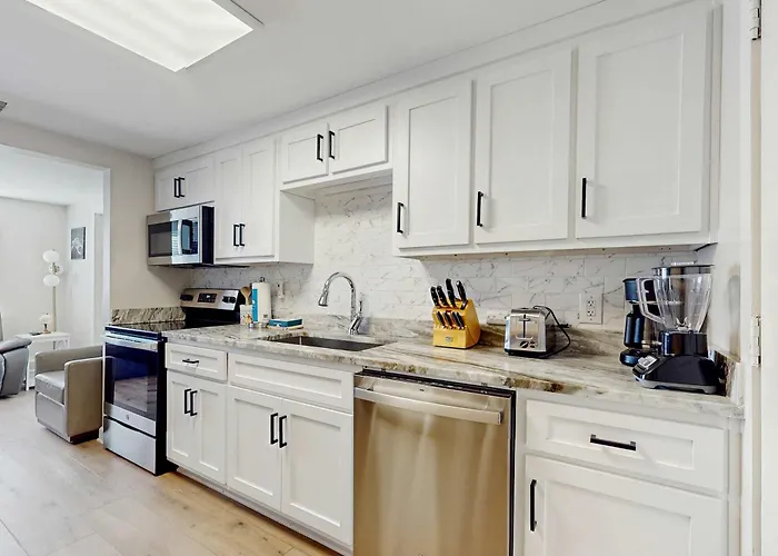 Holiday home Coastal With Water Views Internet And Washer And Dryer Gulf Shores