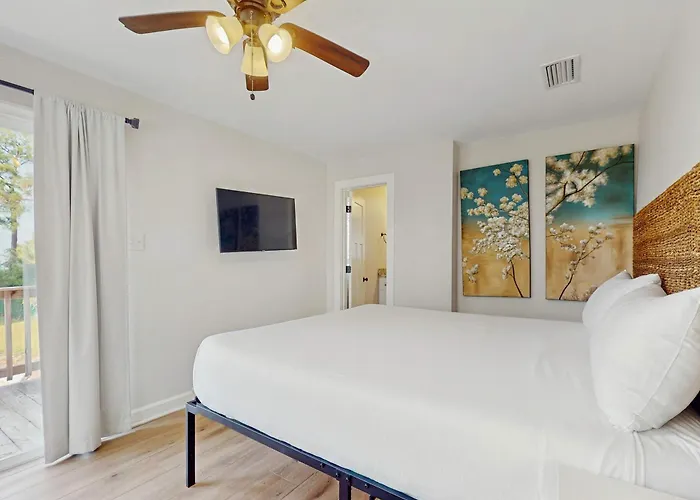 Coastal With Water Views Internet And Washer And Dryer